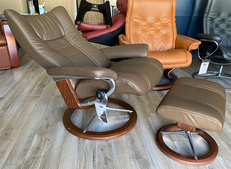 Stressless Wing Signature Polished Aluminum Base Recliner Chair and Ottoman in Paloma Chestnut Leather with Brown Wood Base