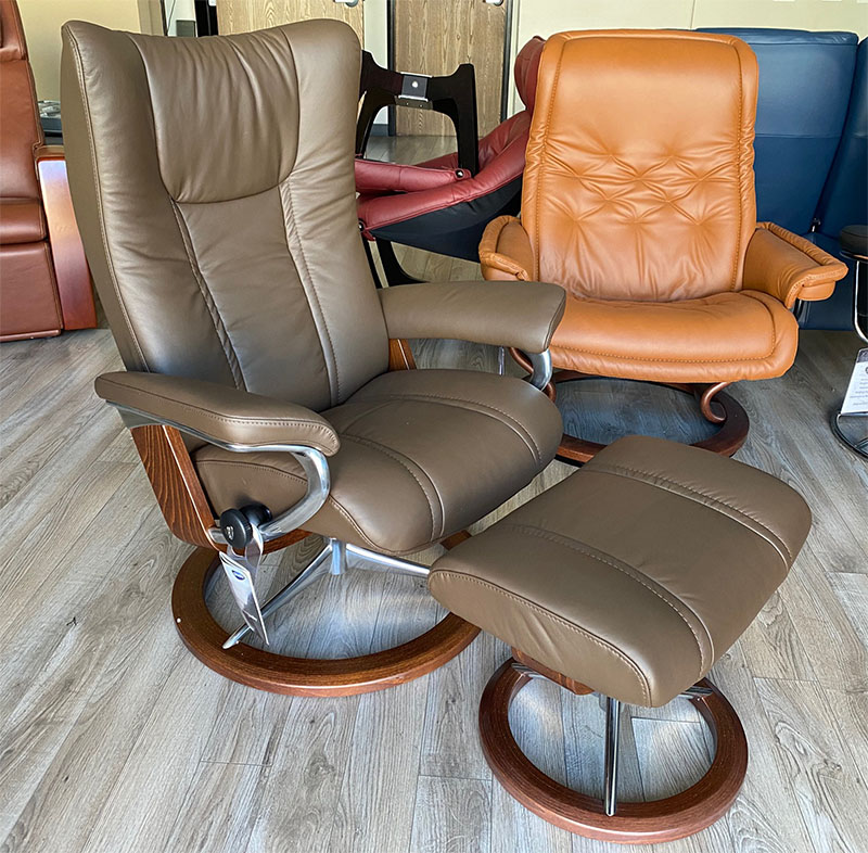 Stressless Wing Signature Polished Aluminum Base Recliner Chair and Ottoman in Paloma Chestnut Leather with Brown Wood Base