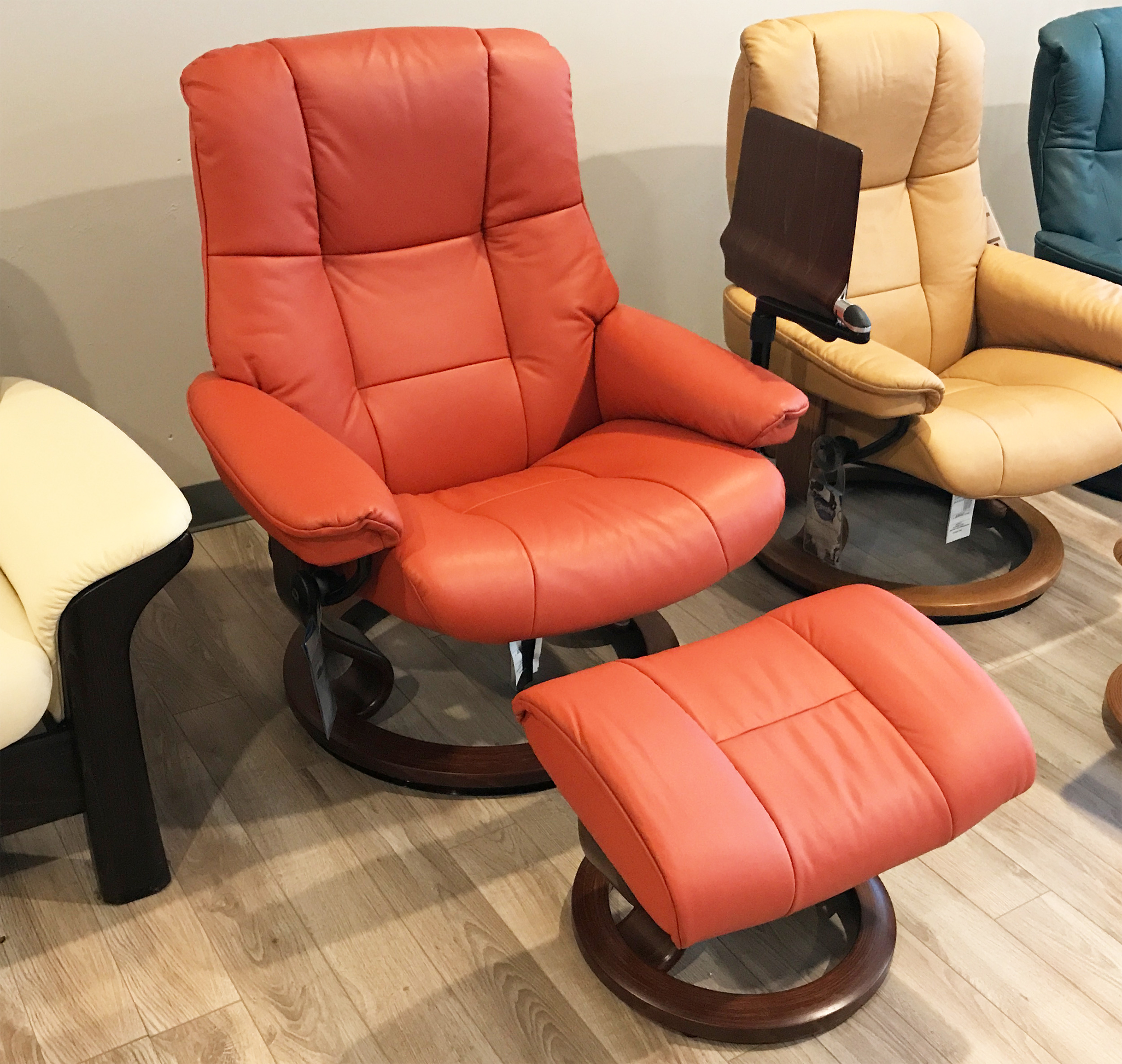 Ekornes leather online chair