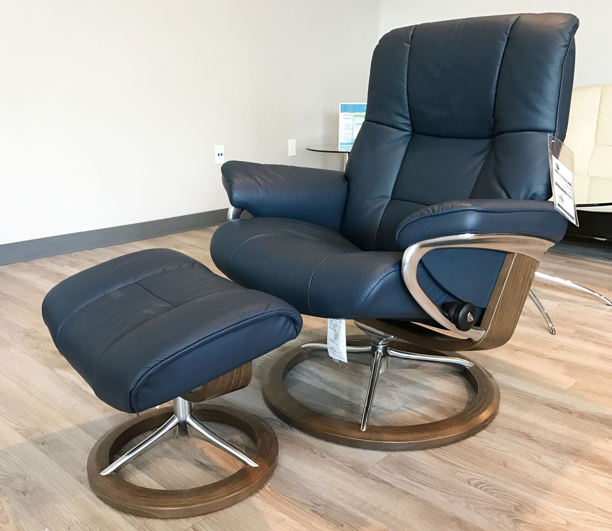 Stressless Mayfair Signature Walnut Wood Paloma Oxford Blue Leather  Recliner Chair and Ottoman by Ekornes