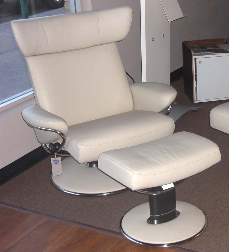 Stressless Paloma Kitt 09432 Leather Color Recliner Chair and Ottoman from Ekornes
