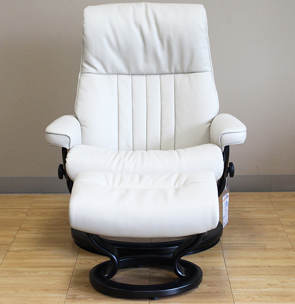 Stressless Crown Cori Vanilla White Leather Recliner Chair